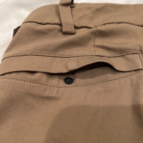 Lululemon Men’s 32”x 27” Commission Pant Classic - Artifact Color - Picture 8 of 11